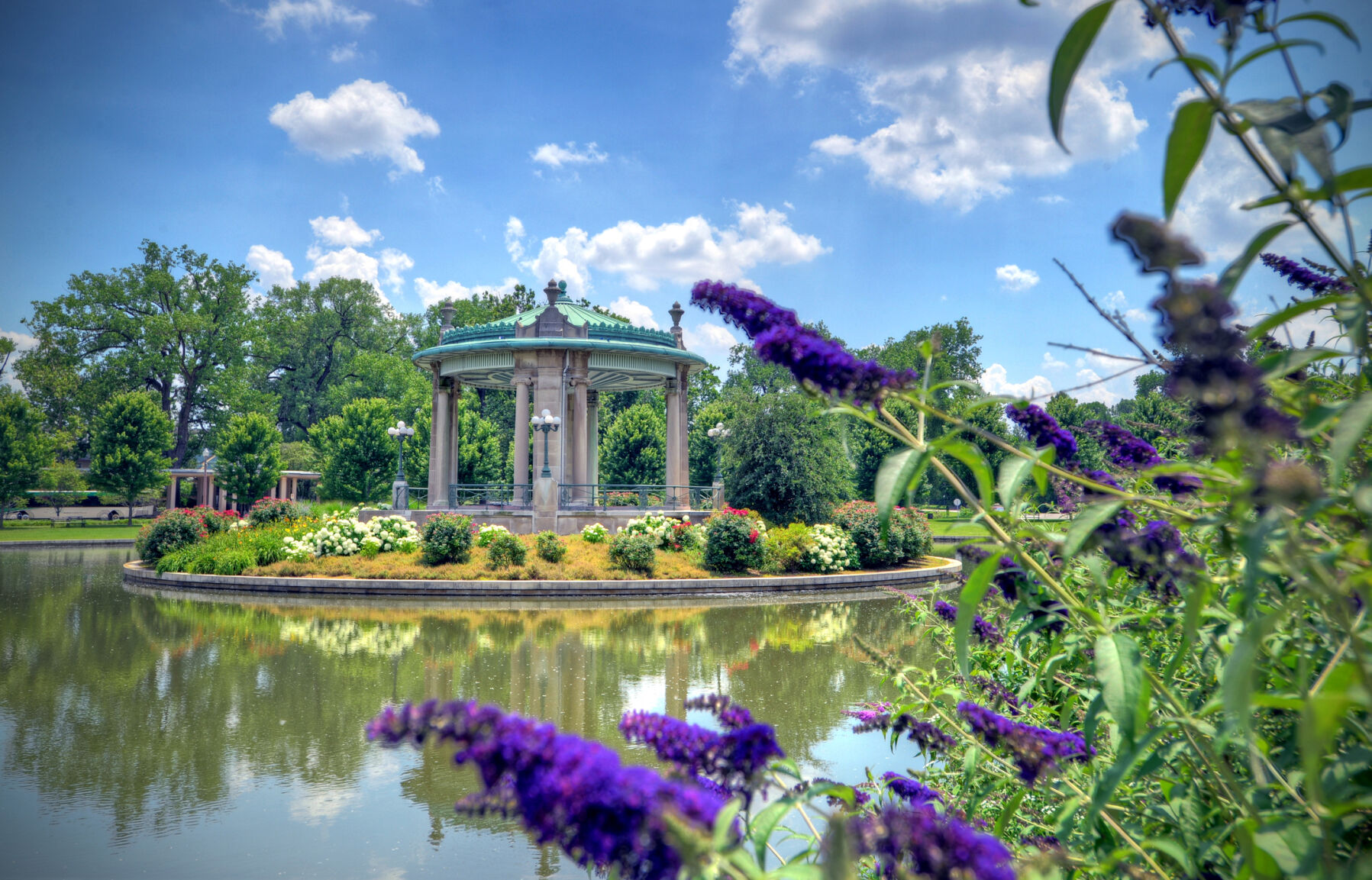 Muny Bandstand located in Forest Park